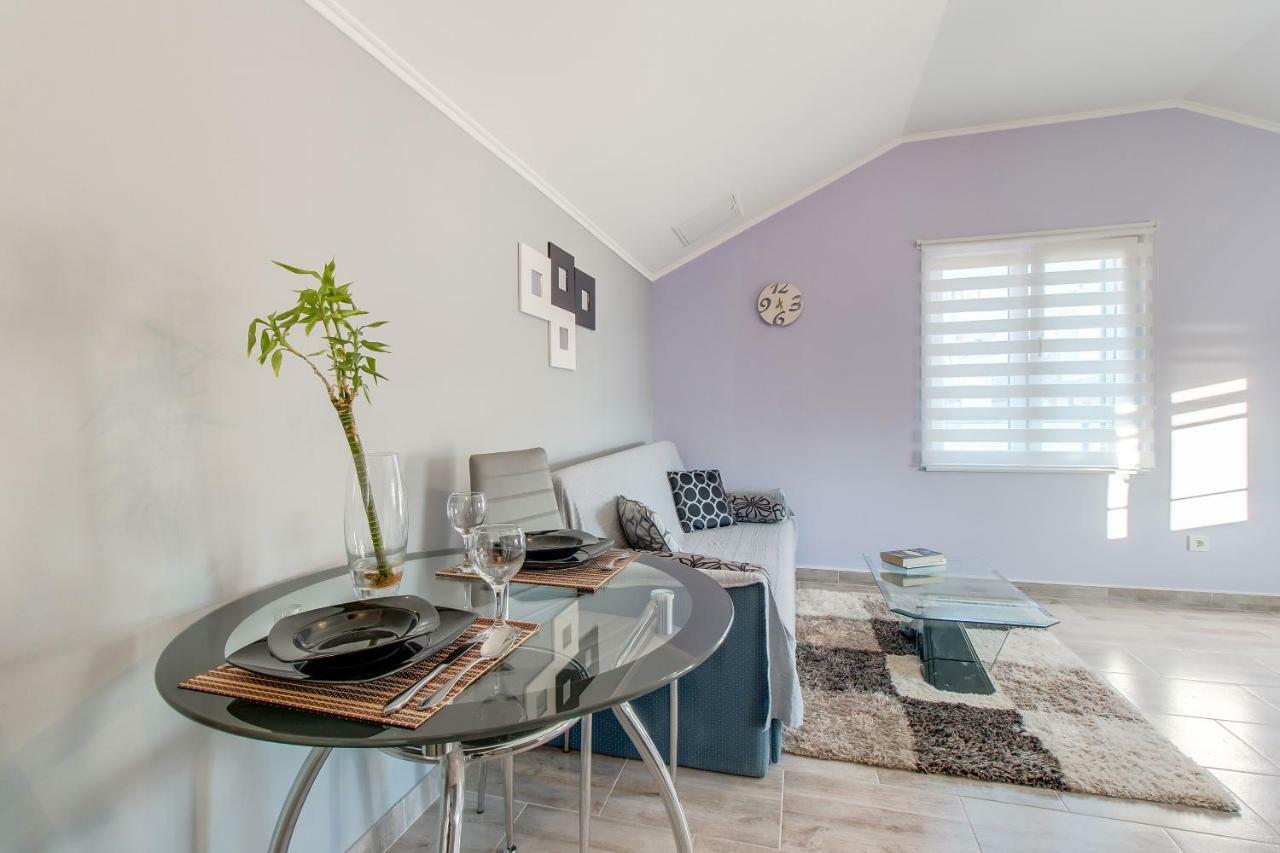 Apartman Leon & Rent A Quad Mali Lošinj Екстериор снимка